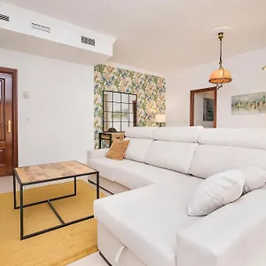Bhost - Colon Málaga